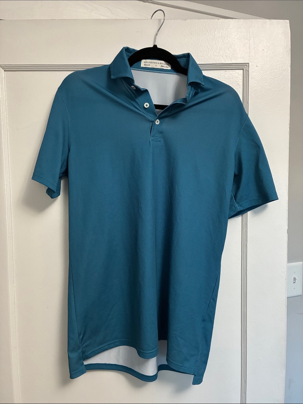 Carolina Golf Club Blue Pattern Holderness & Bourne Polo - Tailored Fit